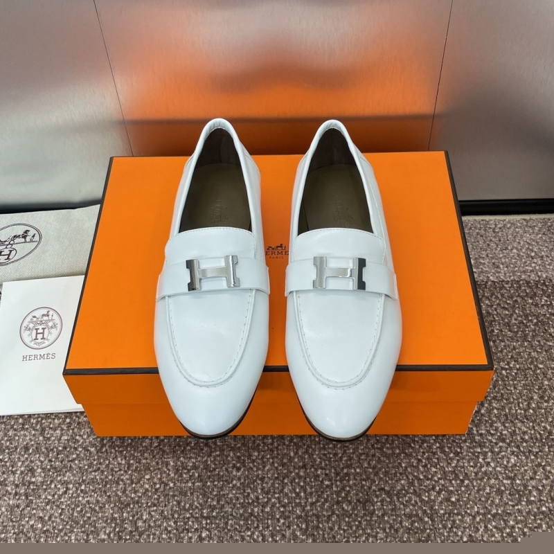 H**mes leather shoes